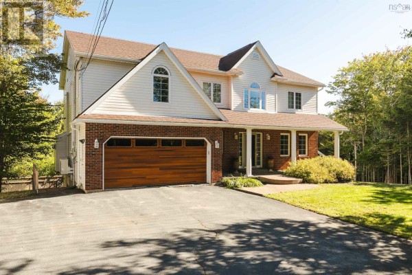 Family room - 150 Matthew Drive, Kingswood, NS B4B1K7 Photo 5