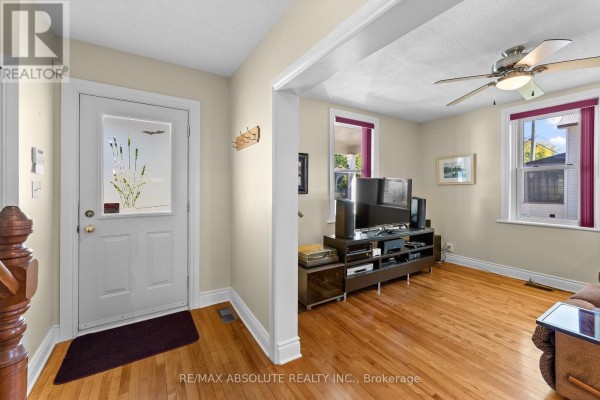 150 Mcgonigal Street W, Arnprior, ON K7S1M6 Photo 5