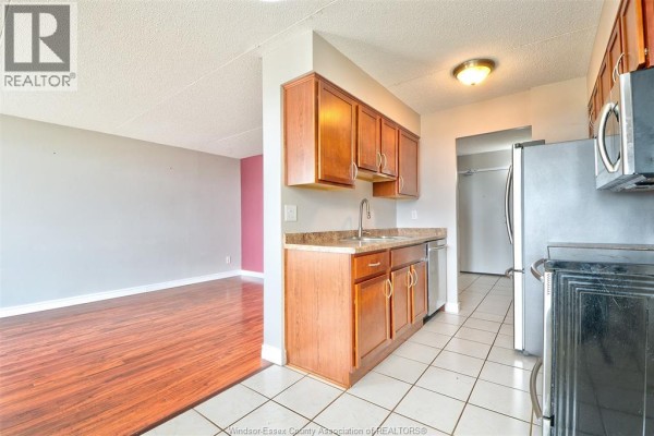 2pc Bathroom - 150 Park Ave., Windsor, ON N9A7A2 Photo 4
