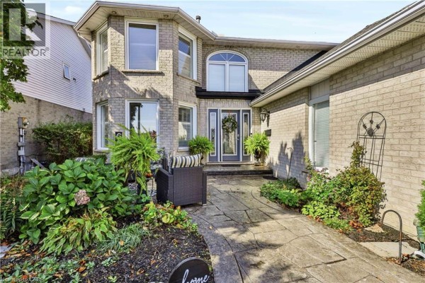 4pc Bathroom - 150 Rowntree Drive, Hamilton, ON L8W2N6 Photo 4