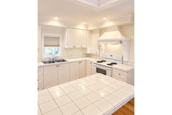 Bathroom - 150 Rue Montpetit, #2, Gatineau, QC J8Y5A1 Photo 4