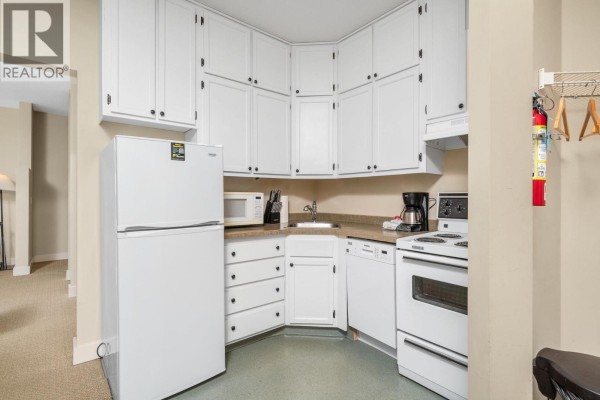 Full bathroom - 150 Silver Lode Lane Unit# 433/434, Silver Star, BC V1B3M1 Photo 4