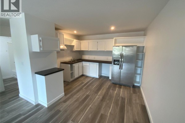 Living room - 150 Skaha Place Unit# 207, Penticton, BC V2A7K1 Photo 2