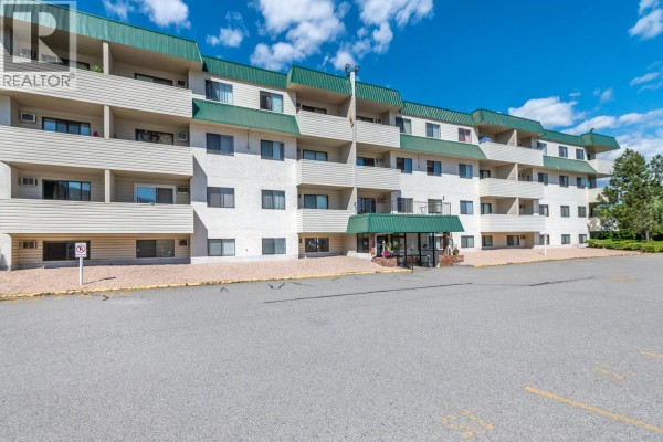 Primary Bedroom - 150 Skaha Place Unit# 416, Penticton, BC V2A7K1 Photo 2