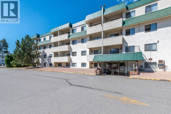 Storage - 150 Skaha Place Unit# 416, Penticton, BC V2A7K1 Photo 3
