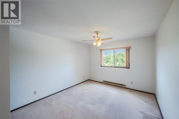 4pc Bathroom - 150 Skaha Place Unit# 416, Penticton, BC V2A7K1 Photo 4