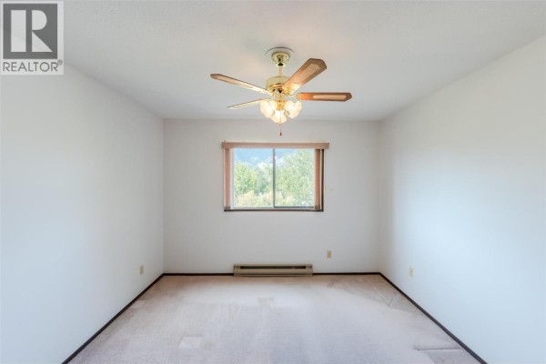 Living room - 150 Skaha Place Unit# 416, Penticton, BC V2A7K1 Photo 5
