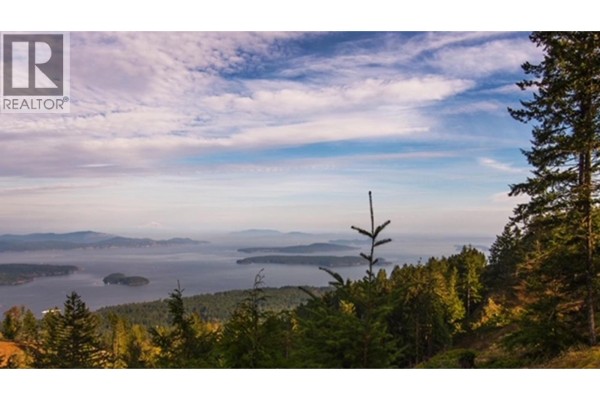 150 Skywater Lane, Salt Spring Island, BC V8K2W9 Photo 3