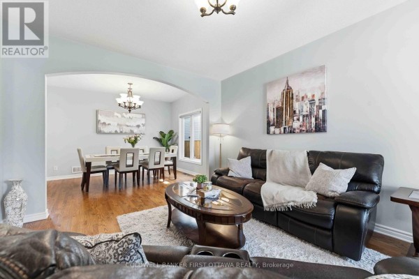 Living room - 150 Strathcarron Crescent, Ottawa, ON K2K0C8 Photo 5