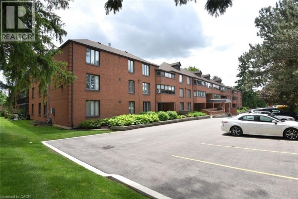 Primary Bedroom - 150 Wilson Street W Unit# 303, Ancaster, ON L9G4E7 Photo 4