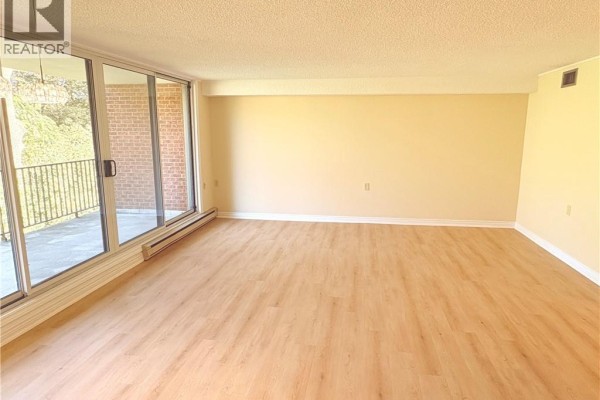 Primary Bedroom - 150 Wilson Street W Unit# 304, Ancaster, ON L8L2H7 Photo 3