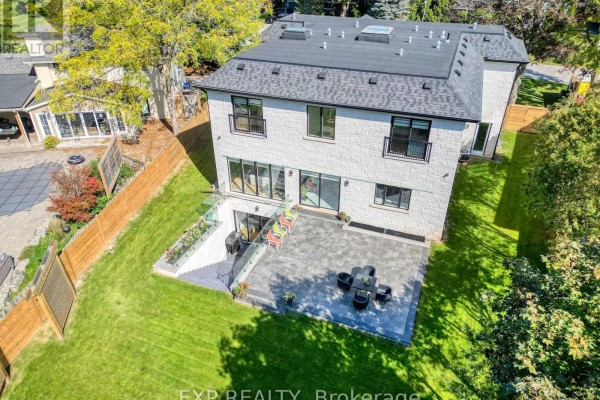 150 Wolfdale Avenue, Oakville, ON, photo 3