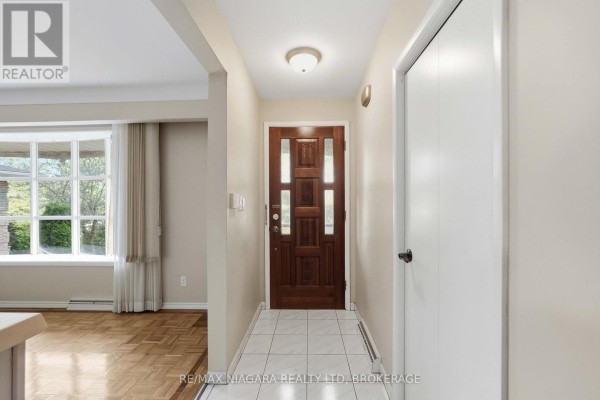 150 Woodside Drive, St  Catharines, ON, photo 3