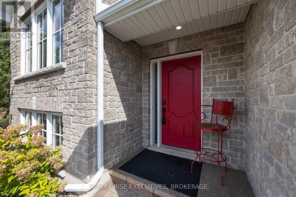 1500 Crimson Crescent, Kingston, ON, photo 3
