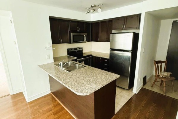 1501 - 208 Enfield Place, Mississauga, ON L5B0G8 Photo 2