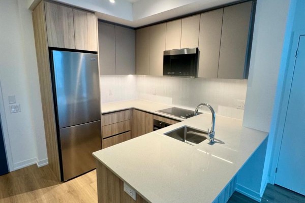 1501 - 2485 Eglinton Avenue W Avenue, Mississauga, ON L5M2T1 Photo 5