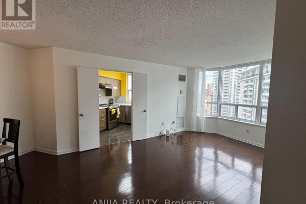 1501 - 25 Maitland Street, Toronto, ON M4Y2W1 Photo 2