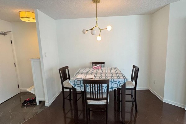 1501 - 25 Maitland Street, Toronto, ON M4Y2W1 Photo 5