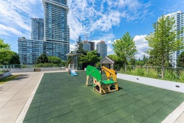 1501 13438 Central Avenue, Surrey, BC, photo 3