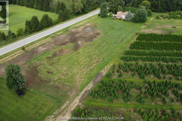 15013 Main Line, Bothwell, ON N0P1C0 Photo 3