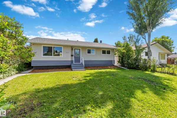 Kitchen - 15015 95 St Nw, Edmonton, AB T5E3Z3 Photo 3