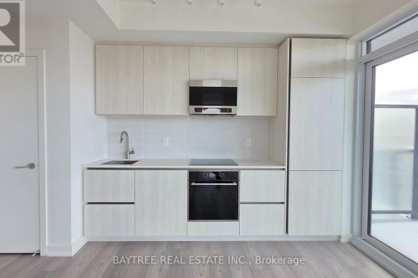 1502 - 120 Broadway Avenue, Toronto, ON M4P0E9 Photo 3
