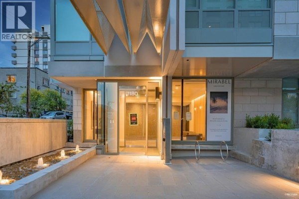 1502 1180 Broughton Street, Vancouver, BC V6G2B1 Photo 2