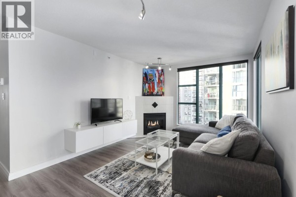 1502 939 Homer Street, Vancouver, BC V6B2W6 Photo 2