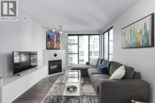 1502 939 Homer Street, Vancouver, BC V6B2W6 Photo 3