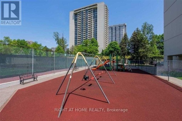 1503 - 177 Linus Road, Toronto, ON M2J4S5 Photo 5