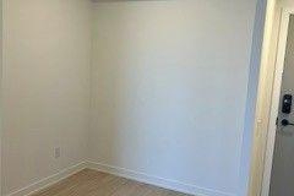 1503 - 5105 Hurontario Street, Mississauga, ON, photo 3