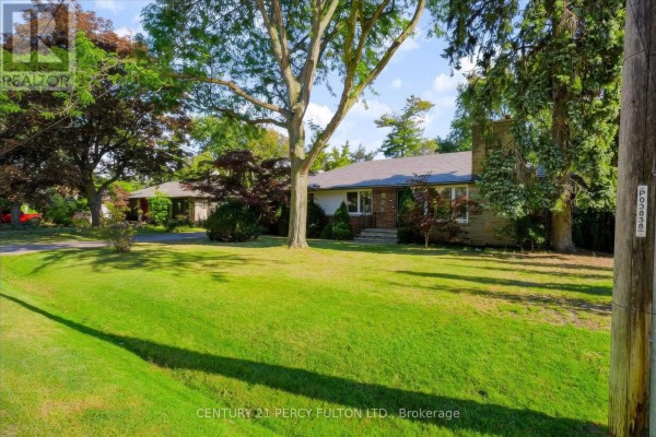 1503 Lochlin Trail, Mississauga, ON L5G3V6 Photo 5