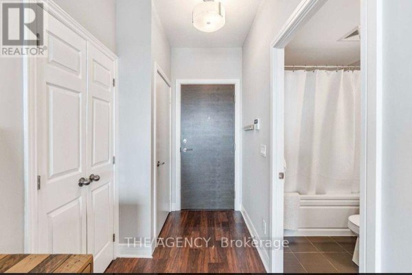 Den - 1504 - 35 Brian Peck Crescent, Toronto, ON M4G0A5 Photo 4