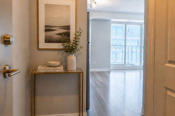 Living room - 1504 - 50 Town Centre Court, Toronto, ON M1P0A9 Photo 3