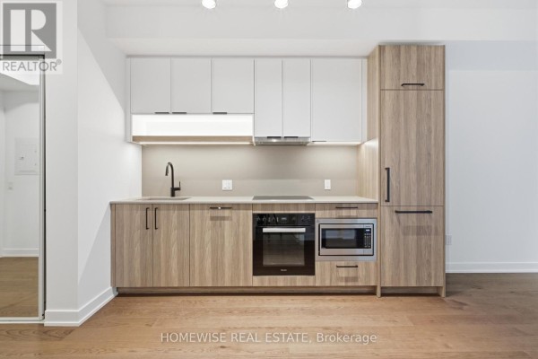 1505 - 91 Montclair Avenue, Toronto, ON M5P0B1 Photo 3