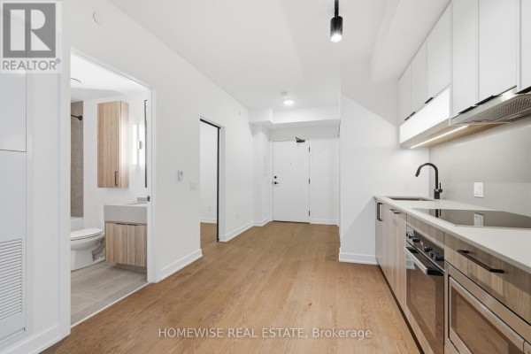 1505 - 91 Montclair Avenue, Toronto, ON M5P0B1 Photo 4