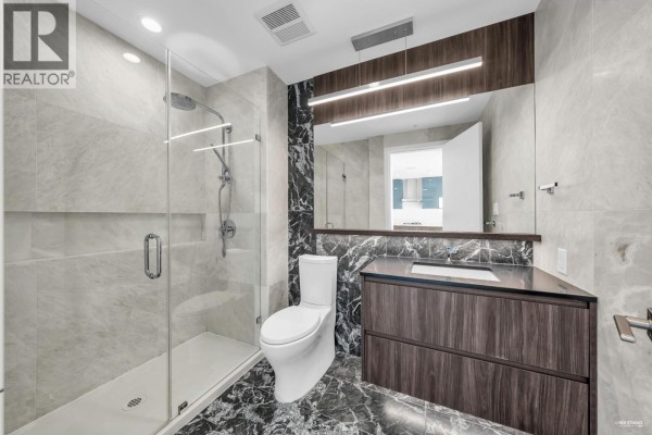 1505 6511 Sussex Avenue, Burnaby, BC V5H0K5 Photo 4