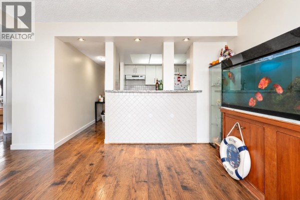 1505 6595 Willingdon Avenue, Burnaby, BC V5H4E5 Photo 3