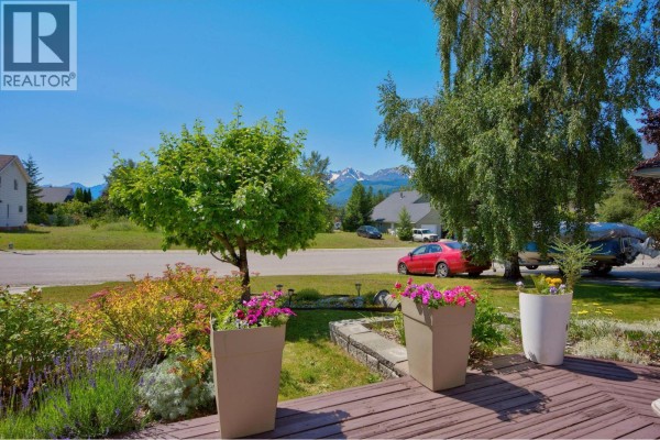3pc Bathroom - 1505 Cedar Street, Golden, BC V0A1H6 Photo 5