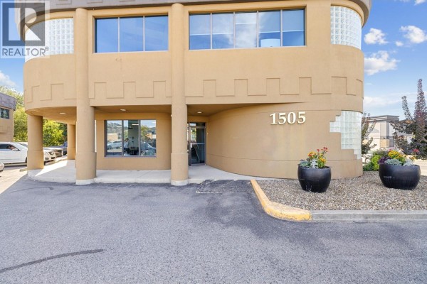1505 Harvey Avenue Unit# 201, Kelowna, BC, photo 3