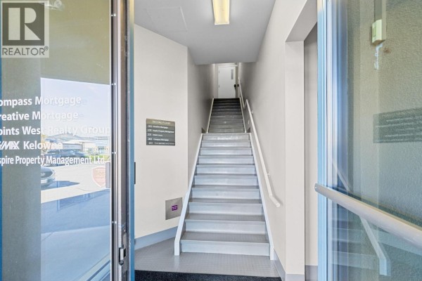 1505 Harvey Avenue Unit# 203, Kelowna, BC, photo 2