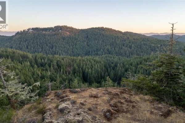 1505 Nighthawk Lane, Sooke, BC V9Z1M9 Photo 4