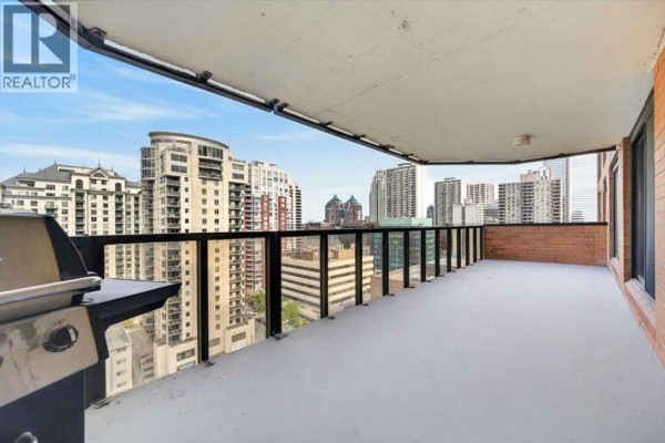4pc Bathroom - 1506, 1100 8 Avenue Sw, Calgary, AB T2P3T8 Photo 2