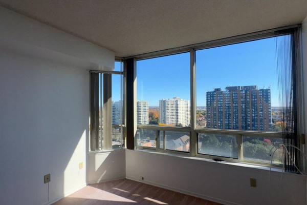 Bedroom 2 - 1506 - 300 Alton Towers Circle, Toronto, ON M1V4X9 Photo 5