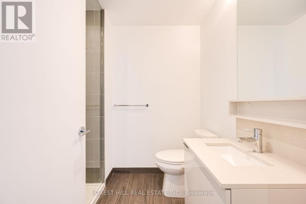 Kitchen - 1506 - 5 Buttermill Avenue, Vaughan, ON L4K0J5 Photo 3