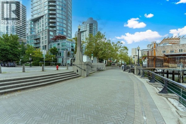 1506 1238 Melville Street, Vancouver, BC V6E4N2 Photo 4