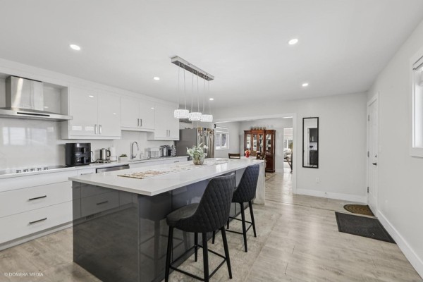 15063 84th Avenue, Surrey, BC V3S2M8 Photo 5