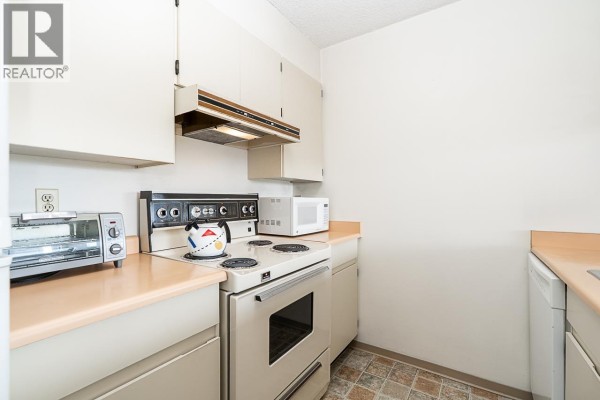1507 9521 Cardston, Burnaby, BC V3N4R8 Photo 5