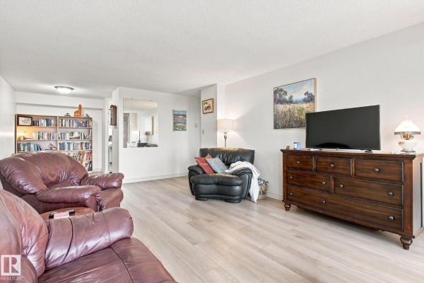 Dining room - #1507 9835 113 St Nw, Edmonton, AB T5K1N4 Photo 2