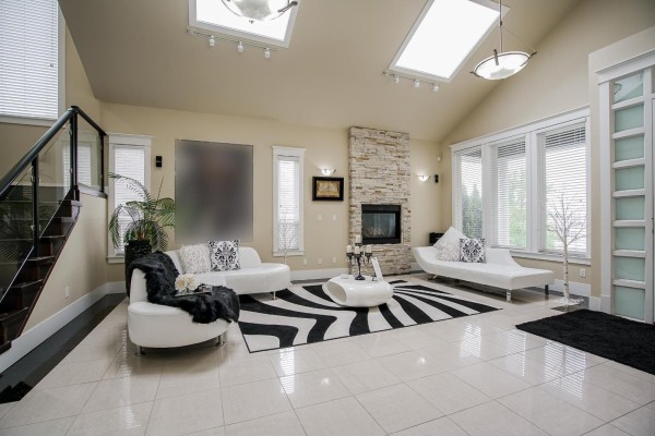 15075 70a Avenue, Surrey, BC V3S2E2 Photo 5